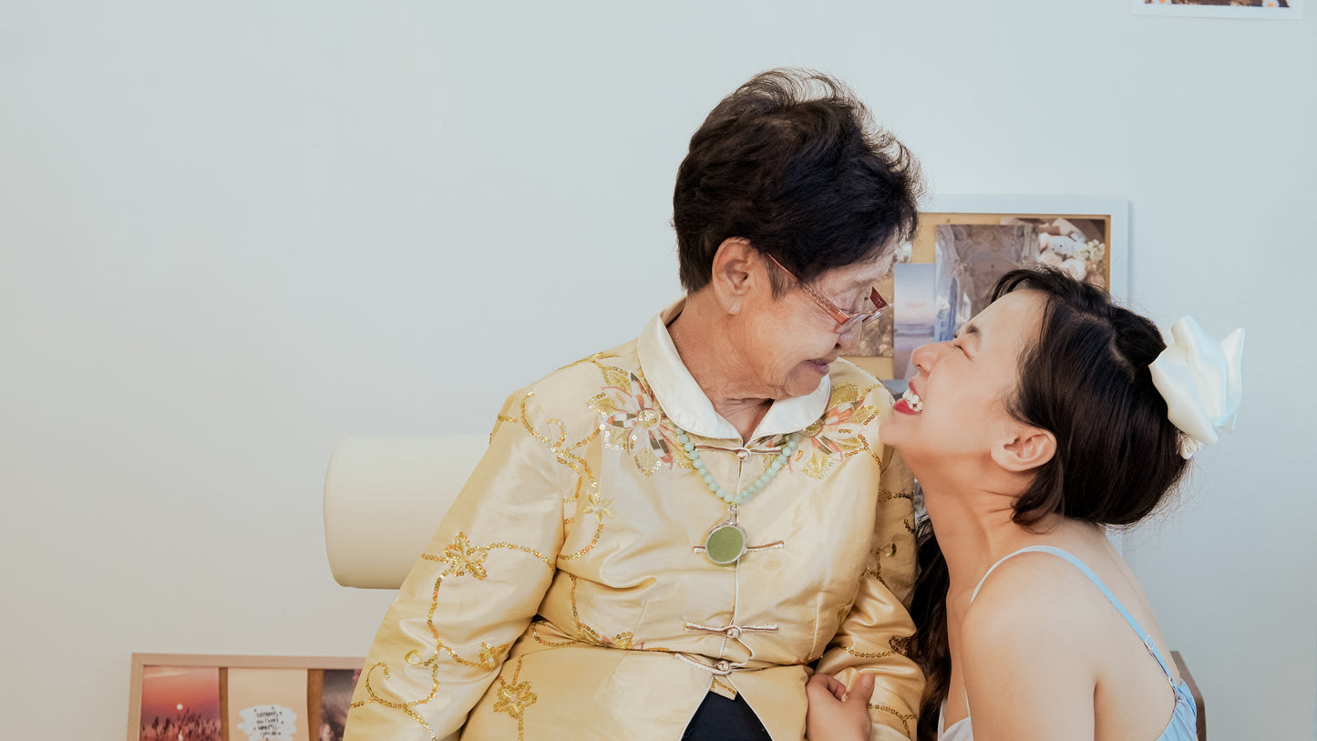 📷 Family Studio Photography Session – $350 for 2 Hours